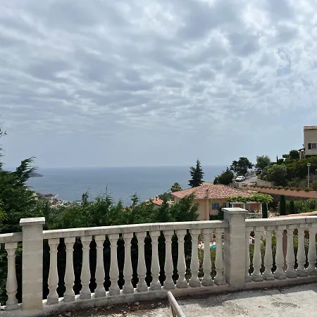 48 M2 Climatise Vue Terrasse 41m2 Vue